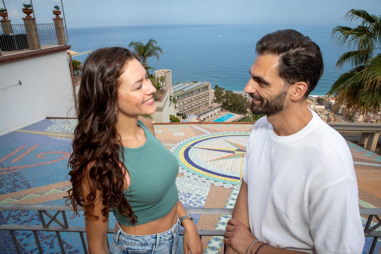 Hotel Olimpo Le Terrazze Letojanni Bagian luar foto