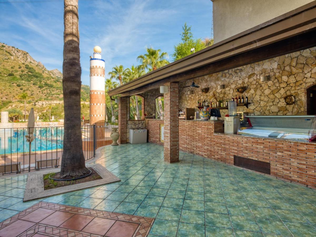 Hotel Olimpo Le Terrazze Letojanni Bagian luar foto