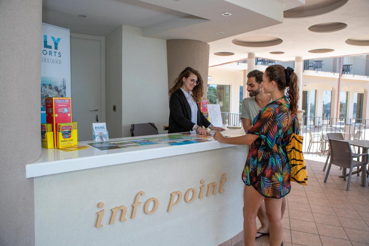 Hotel Olimpo Le Terrazze Letojanni Bagian luar foto