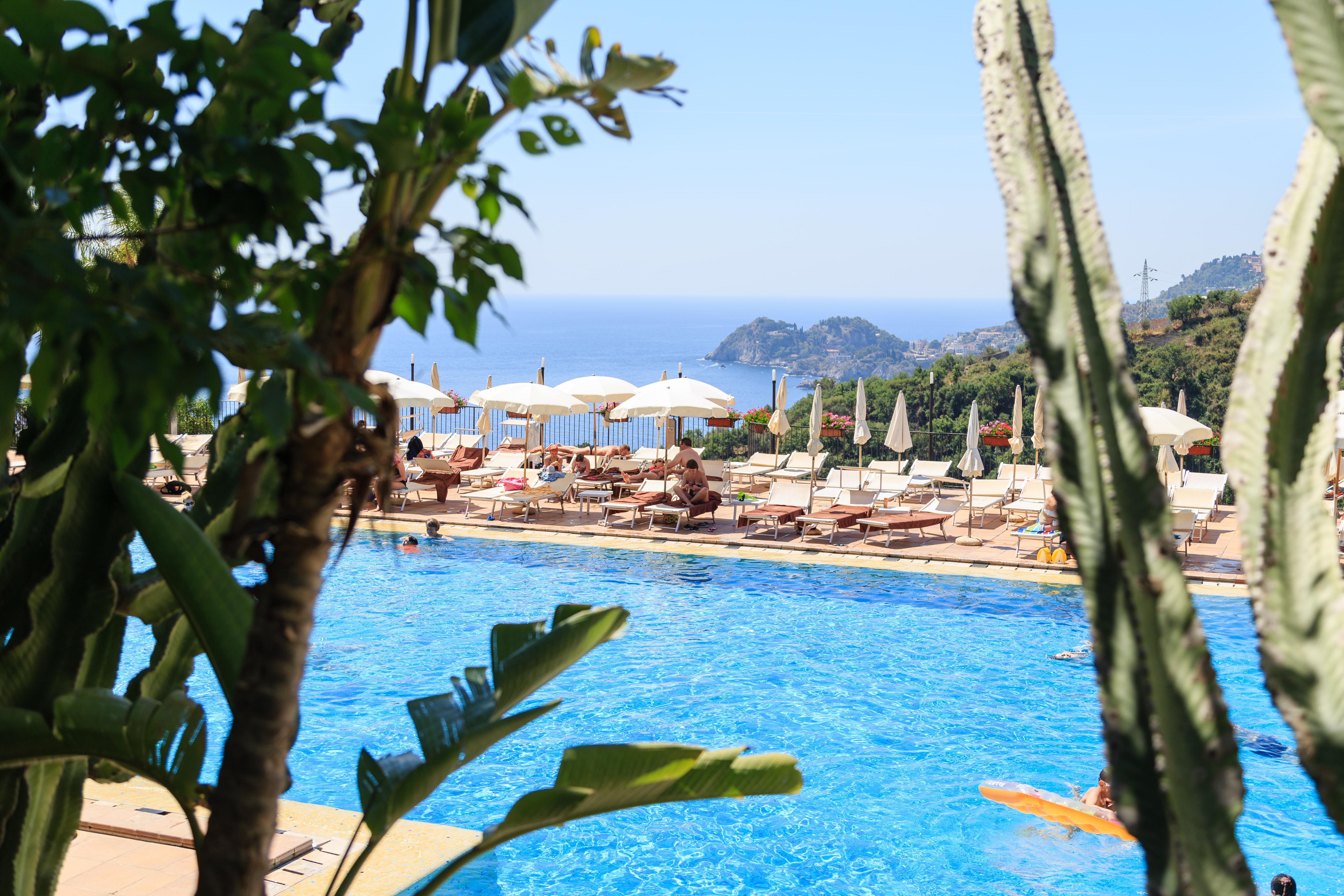 Hotel Olimpo Le Terrazze Letojanni Bagian luar foto