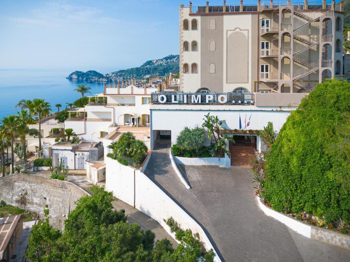 Hotel Olimpo Le Terrazze Letojanni Bagian luar foto