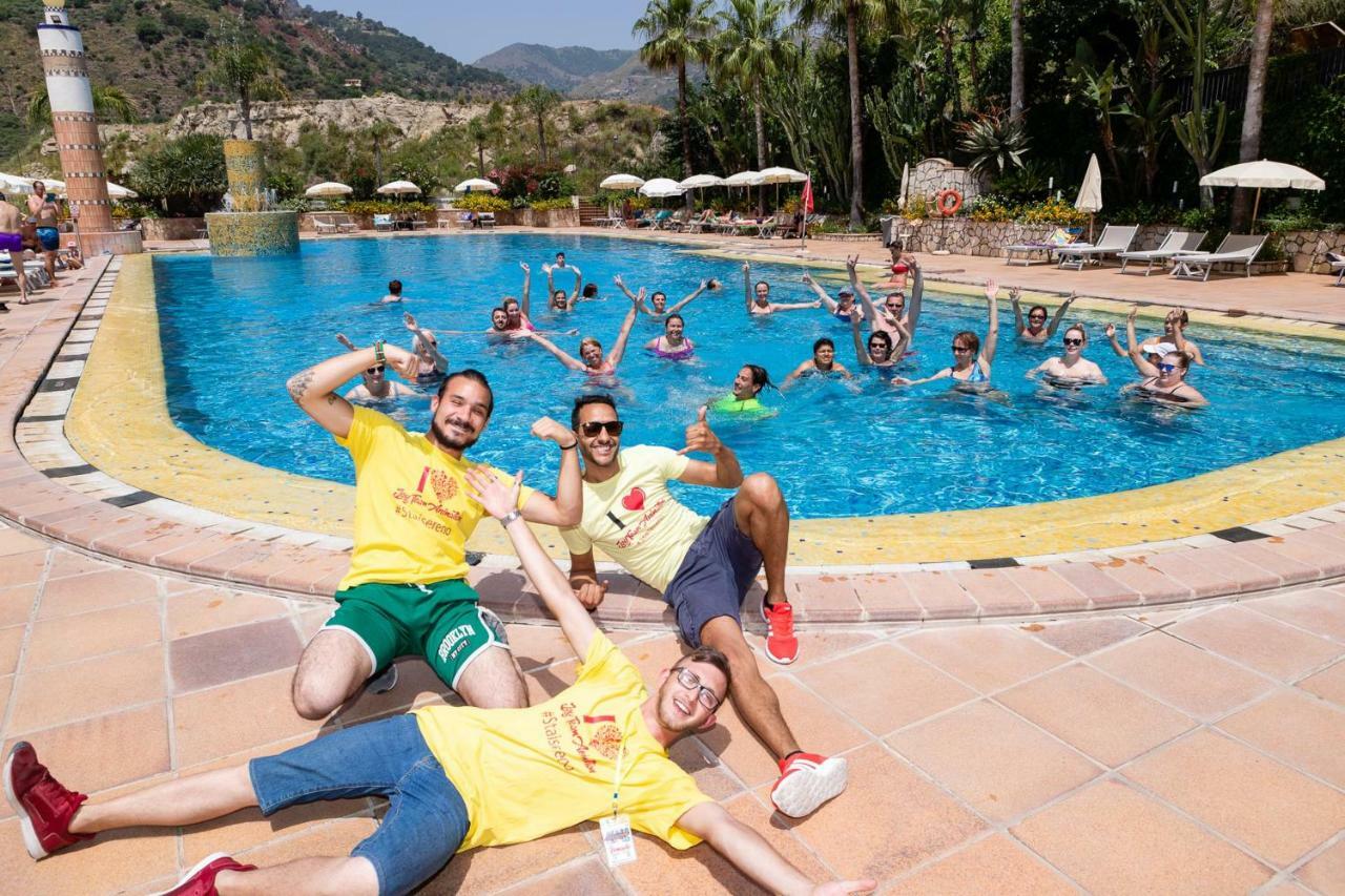 Hotel Olimpo Le Terrazze Letojanni Bagian luar foto