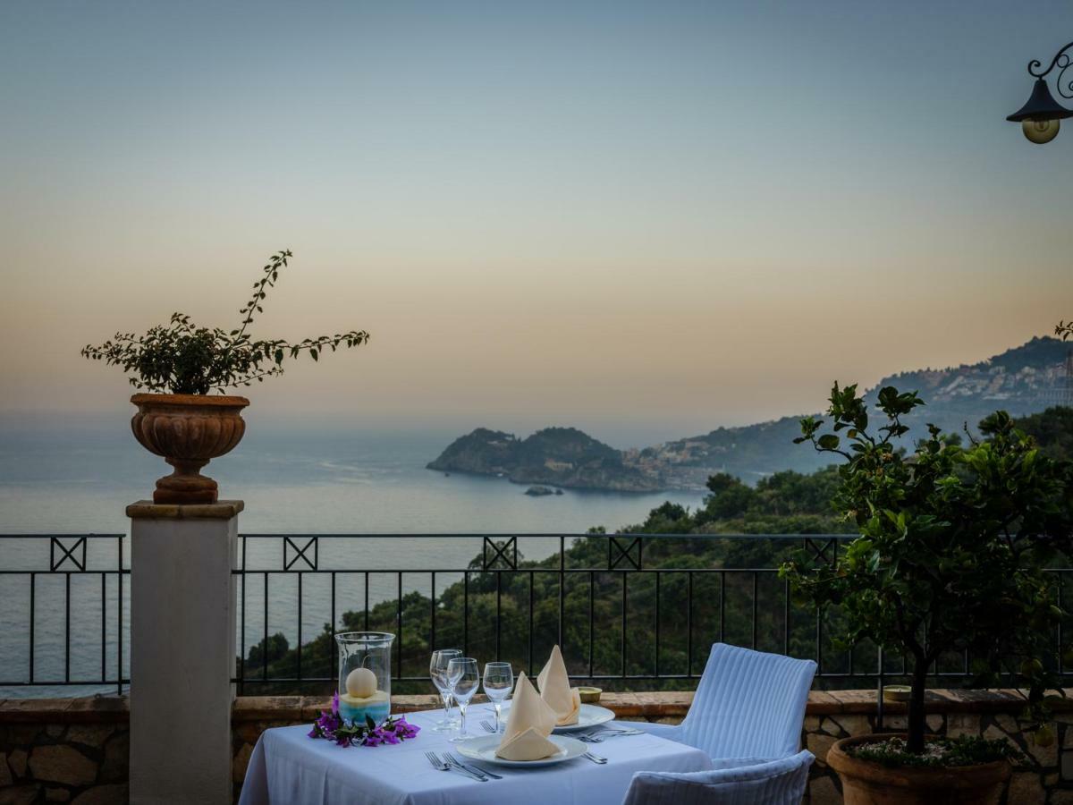 Hotel Olimpo Le Terrazze Letojanni Bagian luar foto